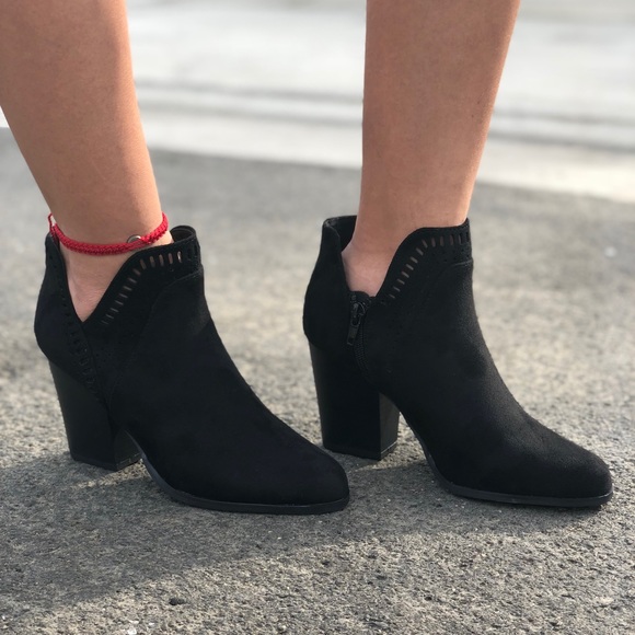 BLACK ANKLE BOOTIE SPLIT SHAFT - Picture 6 of 7